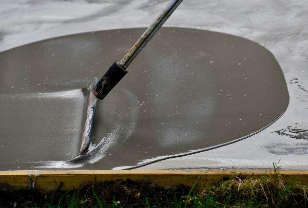 Cost of Concrete Overlay Installation in Peyton
